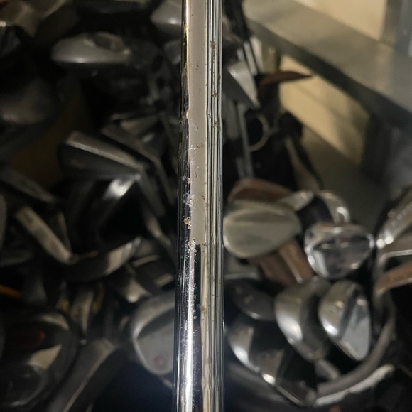 Dunlop TD plus golf putter in right handed 
Used conditions - Picture 2 of 7